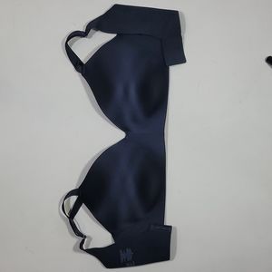 Soma Vanishing Back Wireless Black Bra Size 36 DD